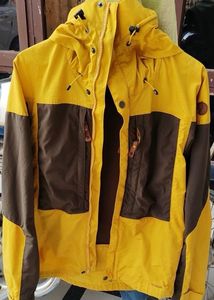 Fjall Raven Zipper