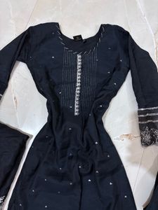 Elegant Black Salwar Kameez Suit