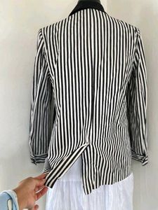 elegant black 🖤 Striped Blazer