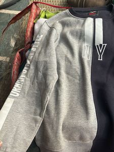 Stylish Two-Tone Sweatshirt