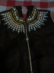 2 Grara 1 Black Top
