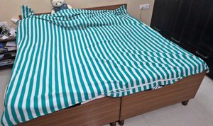 Quilt/ blanket cover