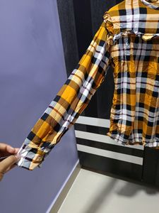 Yellow N Black Chacks T Shirts..