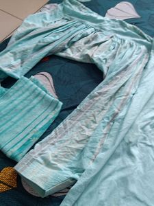 Embroidered Kurta Set