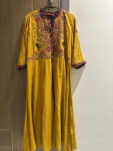 Laks*ita Embroidered Mustard Kurta
