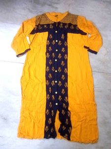Elegant Yellow & Navy Kurta