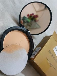 Faces Canada Stay matte Compact
