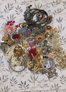 Mystery Jewelry Treasure Hunt Box