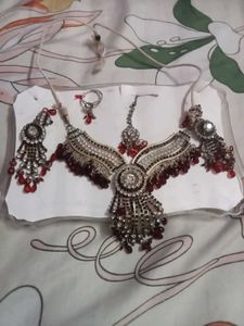 Party Wear Jewellery Set