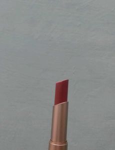 Mars Creamy Matte Lipstick Shade: 10 Disco Deewane