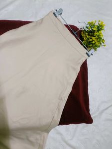 Sale💌New Elegant Beige Satin Skirt