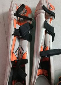 Leg Guard For Right Hand Batsman