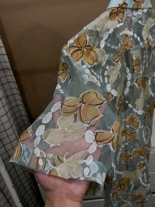 Floral applique Mesh shirt