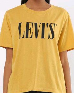 Levi&#39;s Graphic Tee