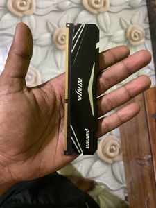 DDR 3 4GB RAM