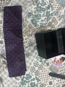 Danial Wellington Cuflinks With Pocket Squares
