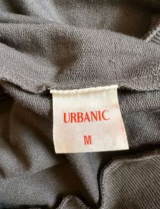 BRAND: URBANIC sweatshirt Size : M