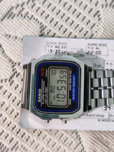 Trending Y2K WATCH