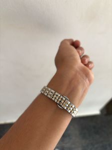 Elegant Women&#39;s Watch