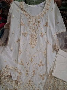 Beautiful New Heavy Kurti Set