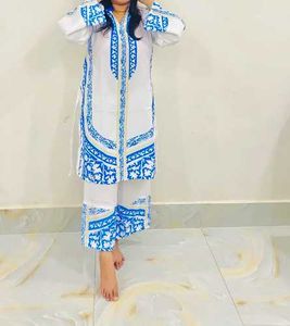 Elegant cord Set