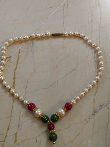 Pearl Set With Earrings