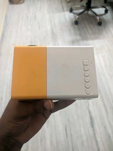 Portable Mini Led Projector 720p