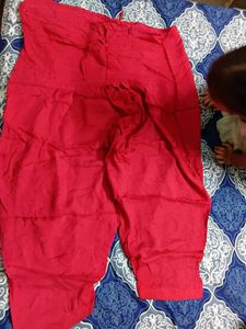 Elegant Floral Embroidered Kurta