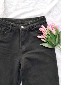 Urbanic Embroidered Wide Jeans