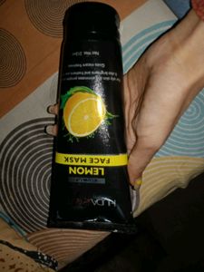 Huda Beauty Lemon Face Mask
