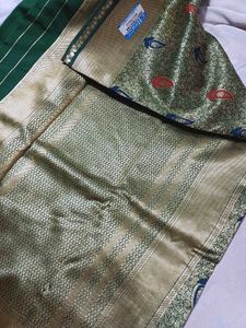 💥🆕️ Heavy Woven Green Silk Saree