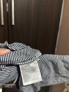 H&amp;M Scoop Neck Striped Top