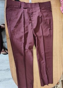 Coat Pent With Basket