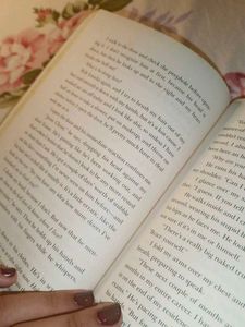 COLLEEN HOOVER IT ENDS WITH US