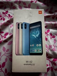 Xiaomi Mi A2 Android One - Excellent Condition!