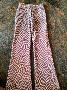 Stretchable Fitted Bootcut Pant