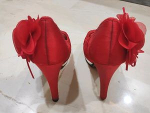 Red Pencil Heels With Flower Patch