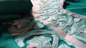 Emerald Classic 3 Pc Pheran Set