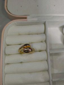 Gold Tone Fashion Ring