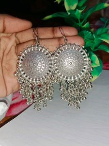 silver jhumka