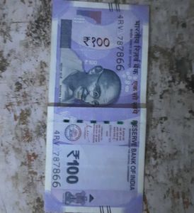 100 Indian Rupees  Rare 786 Note