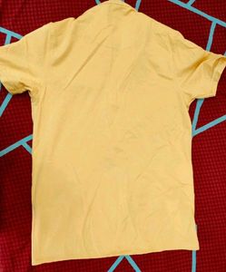 M Size Tshirt 💛