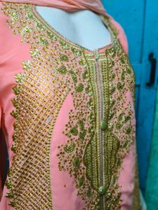 Elegant Embroidered Kameez
