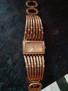 Vintage Gold-Tone Rhinestone Watch