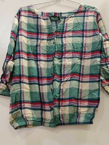 Checked 3/4 Sleeve Top