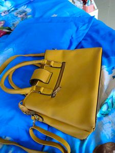 Chic Mustard Handbag