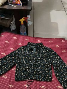Floral Print Long Sleeve Top