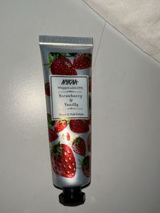 Nykaa Strawberry & Vanilla Hand Cream