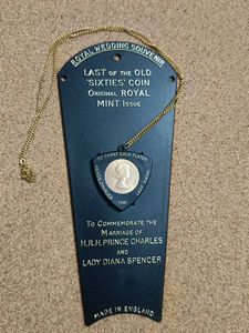Royal Wedding 1981 Charles & Diana Souvenir