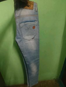 Light Wash Denim Jeans